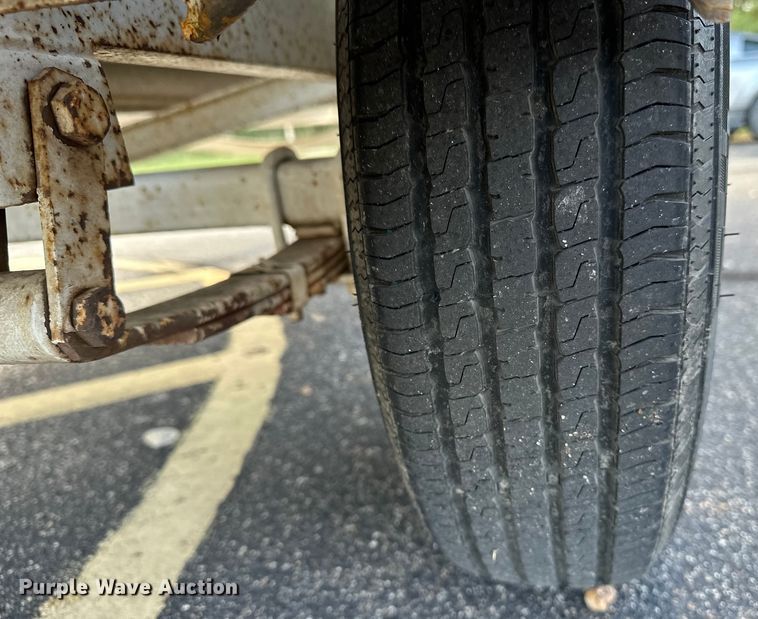 image for item DP8856 Pacesetter Charger 16 0/B boat