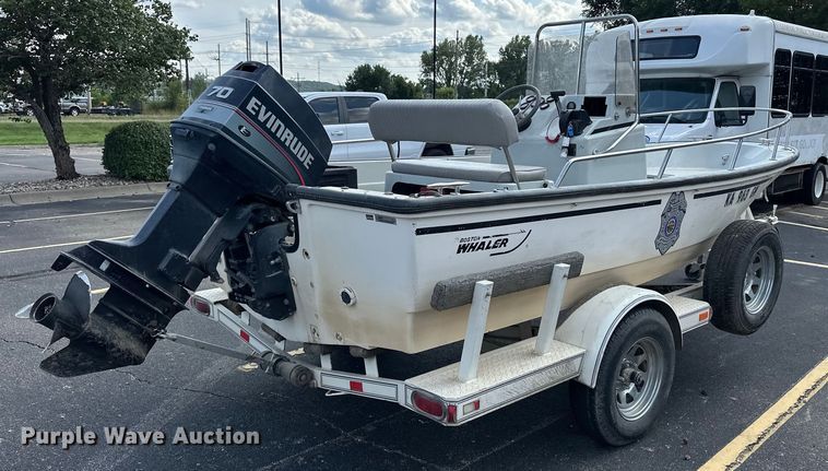image for item DP8857 Boston Whaler boat