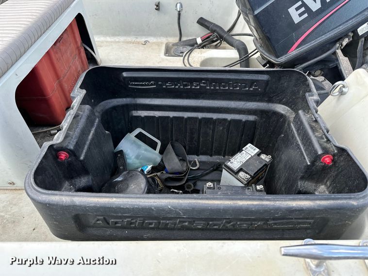 image for item DP8857 Boston Whaler boat