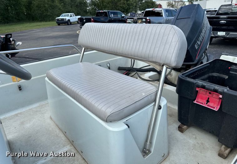 image for item DP8857 Boston Whaler boat