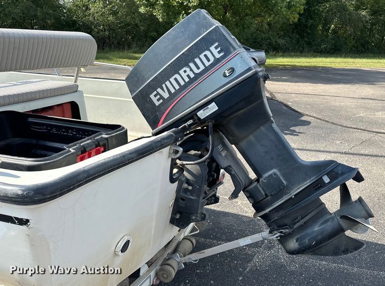 image for item DP8857 Boston Whaler boat