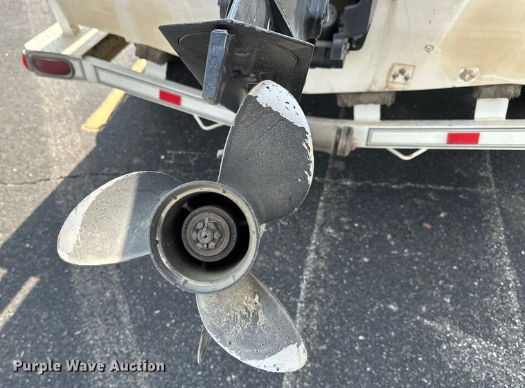 image for item DP8857 Boston Whaler boat