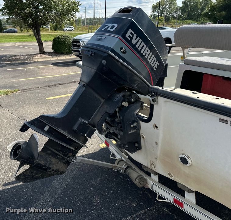 image for item DP8857 Boston Whaler boat