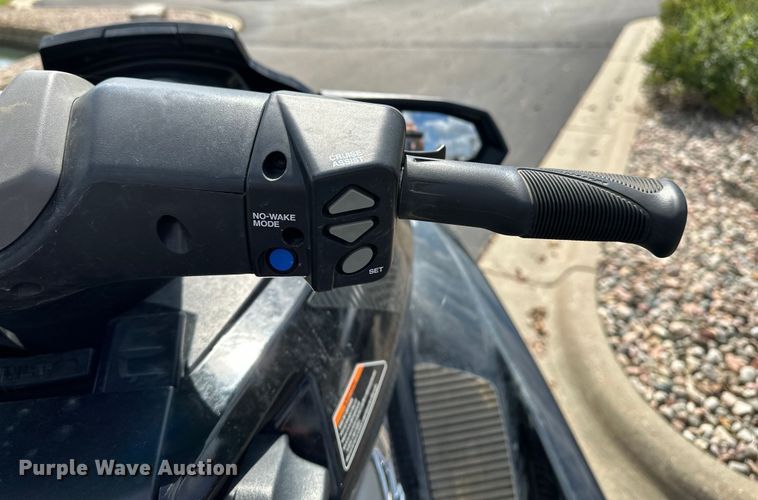 image for item DP8858 Yamaha Waverunner personal watercraft