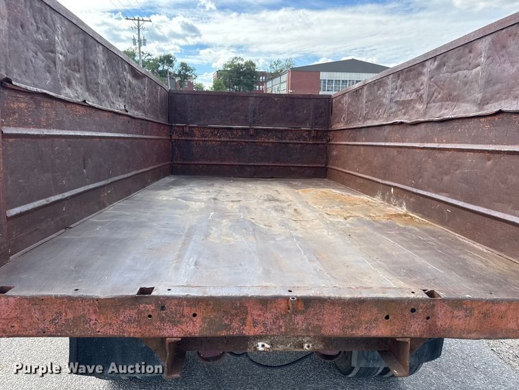 image for item DP8878 1977 International Loadstar 1600 grain truck