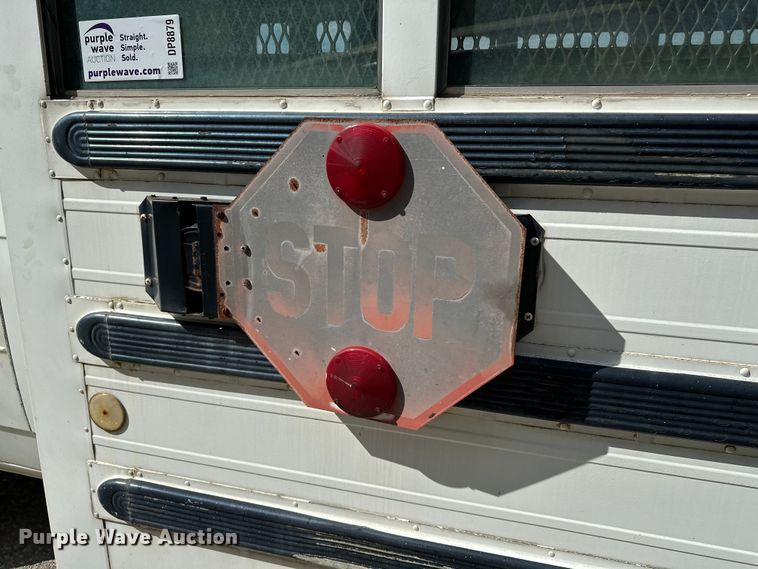 image for item DP8879 1989 GMC Vandura bus
