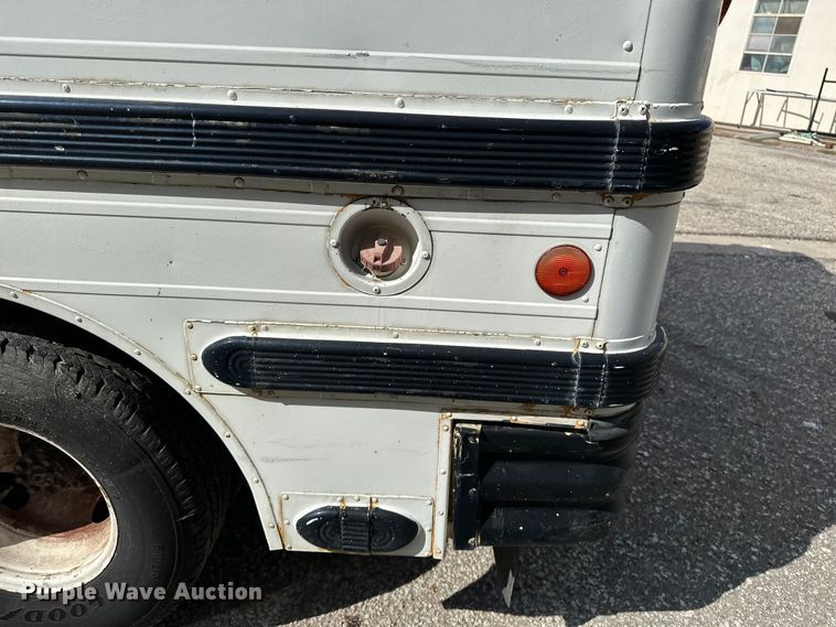 image for item DP8879 1989 GMC Vandura bus