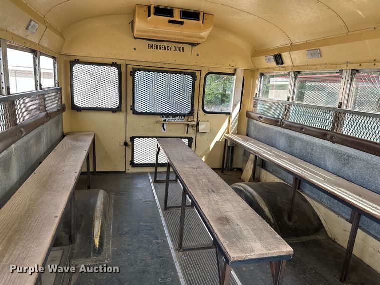 image for item DP8879 1989 GMC Vandura bus