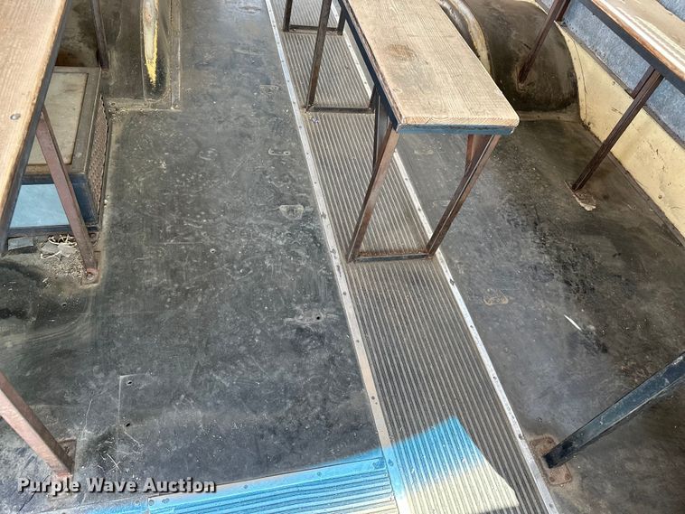 image for item DP8879 1989 GMC Vandura bus