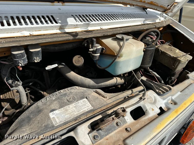 image for item DP8879 1989 GMC Vandura bus