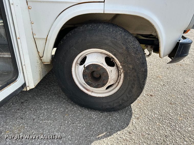 image for item DP8879 1989 GMC Vandura bus