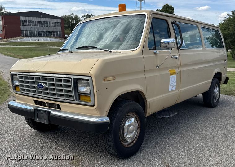 image for item DP8880 1988 Ford E250 van