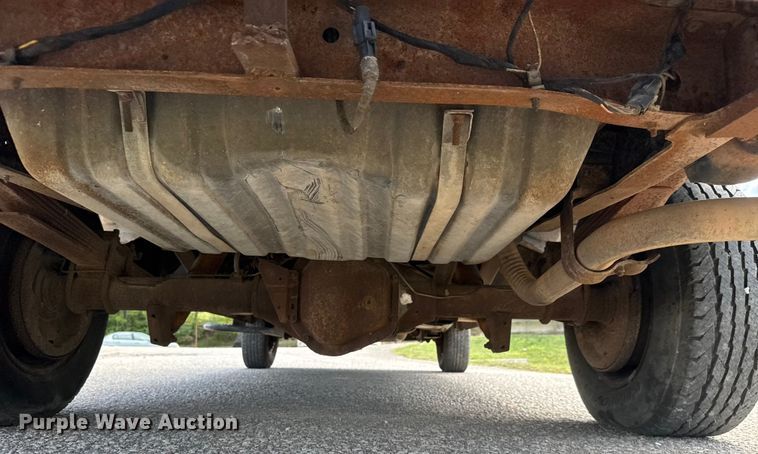 image for item DP8880 1988 Ford E250 van