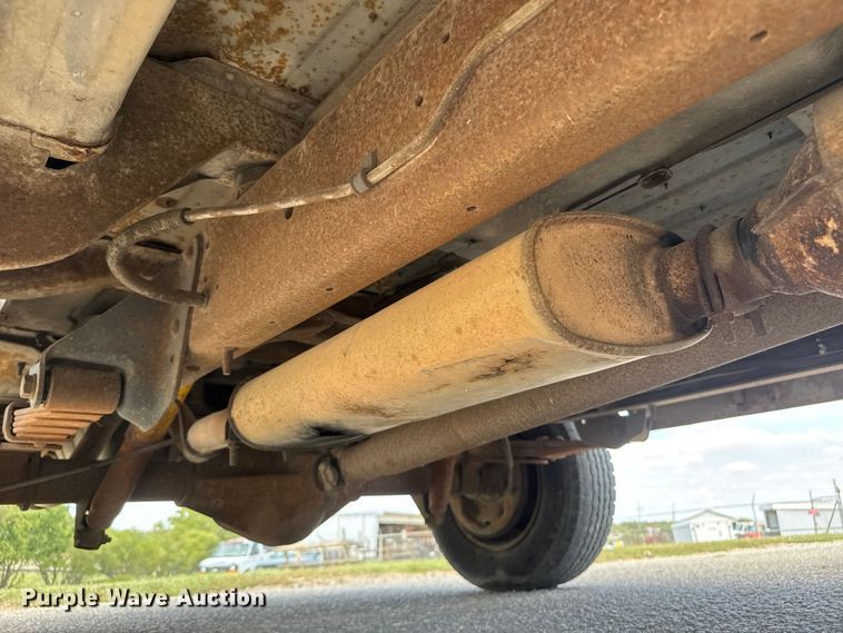 image for item DP8880 1988 Ford E250 van