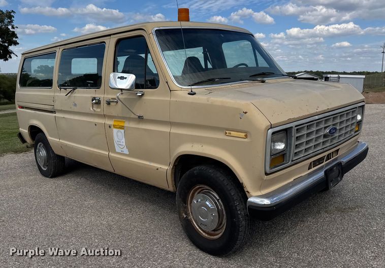 image for item DP8880 1988 Ford E250 van