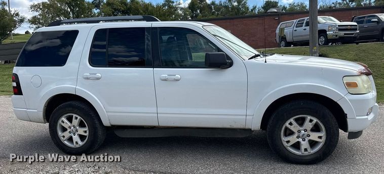 image for item DP8884 2009 Ford Explorer SUV