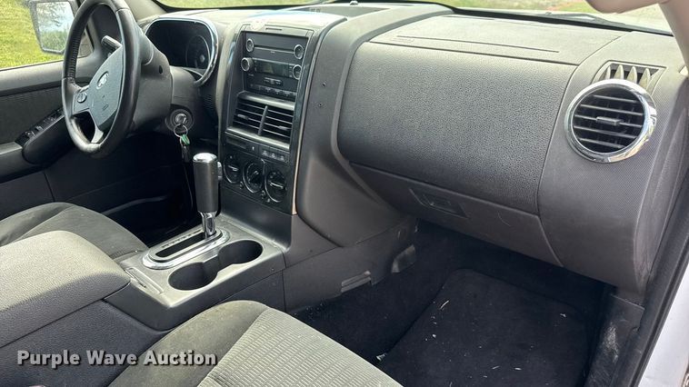 image for item DP8884 2009 Ford Explorer SUV