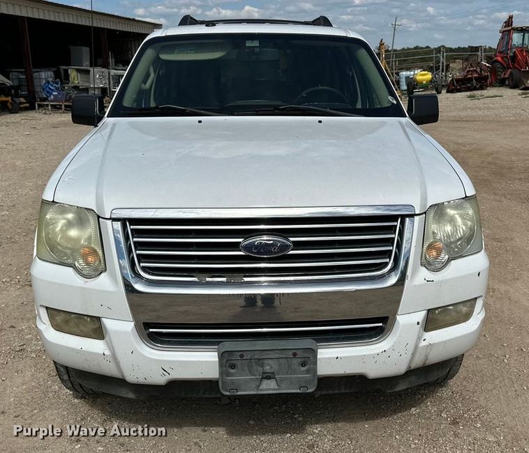 image for item DP8885 2010 Ford Explorer SUV