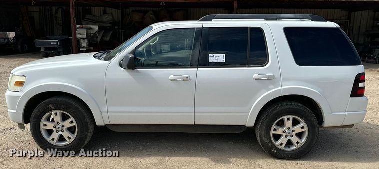 image for item DP8885 2010 Ford Explorer SUV