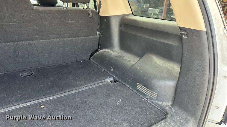 image for item DP8885 2010 Ford Explorer SUV