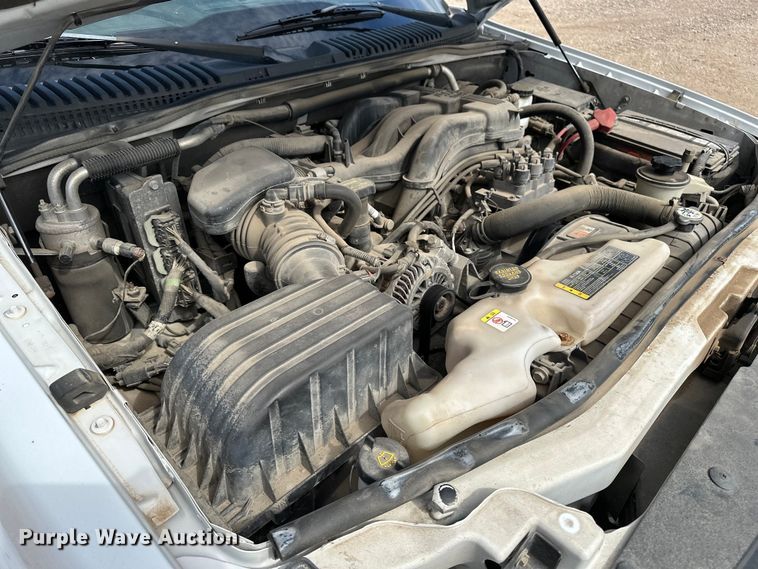 image for item DP8885 2010 Ford Explorer SUV