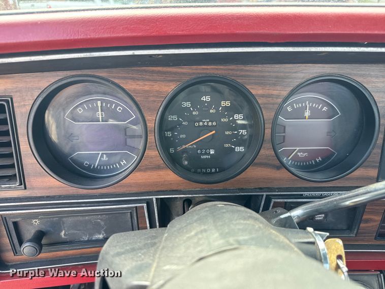 image for item DP8886 1989 Dodge D150S pickup truck