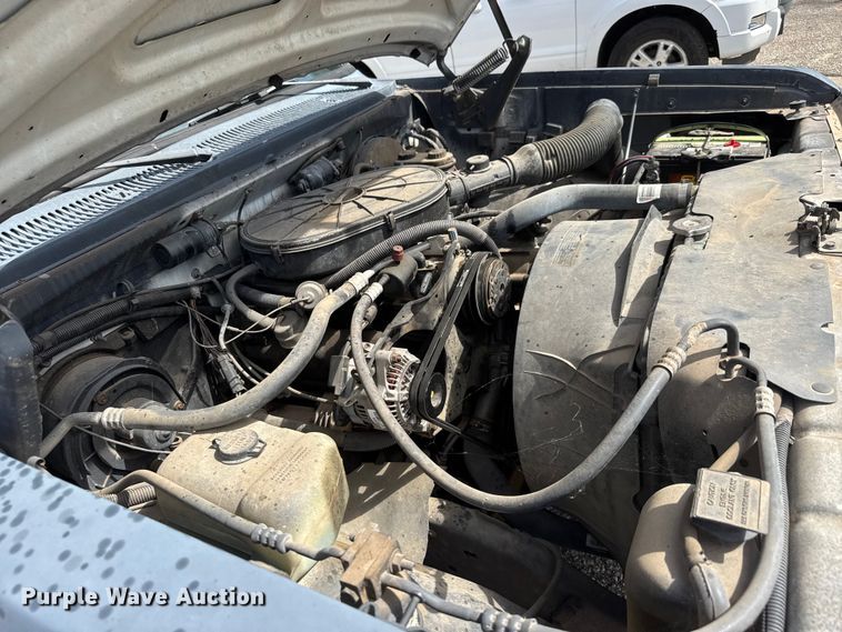 image for item DP8886 1989 Dodge D150S pickup truck