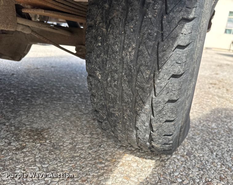 image for item DP8886 1989 Dodge D150S pickup truck