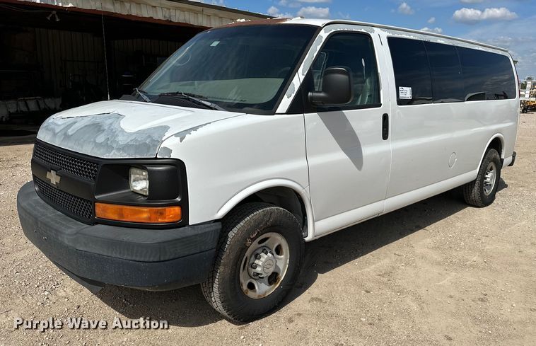 image for item DP8887 2008 Chevrolet Express 3500 van