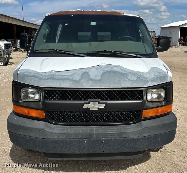 image for item DP8887 2008 Chevrolet Express 3500 van