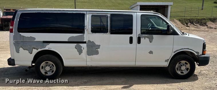 image for item DP8887 2008 Chevrolet Express 3500 van