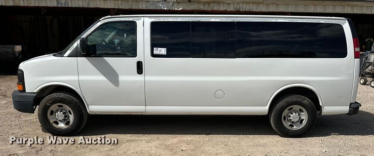 image for item DP8887 2008 Chevrolet Express 3500 van