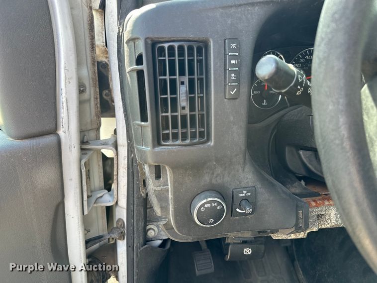 image for item DP8887 2008 Chevrolet Express 3500 van