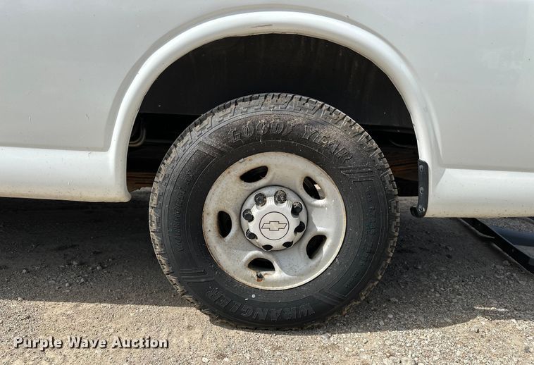 image for item DP8887 2008 Chevrolet Express 3500 van