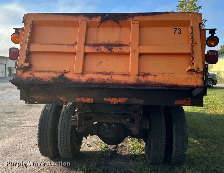 image for item DT6404 1999 International 2554 dump truck