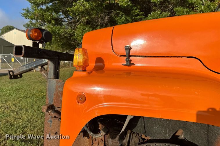 image for item DT6404 1999 International 2554 dump truck