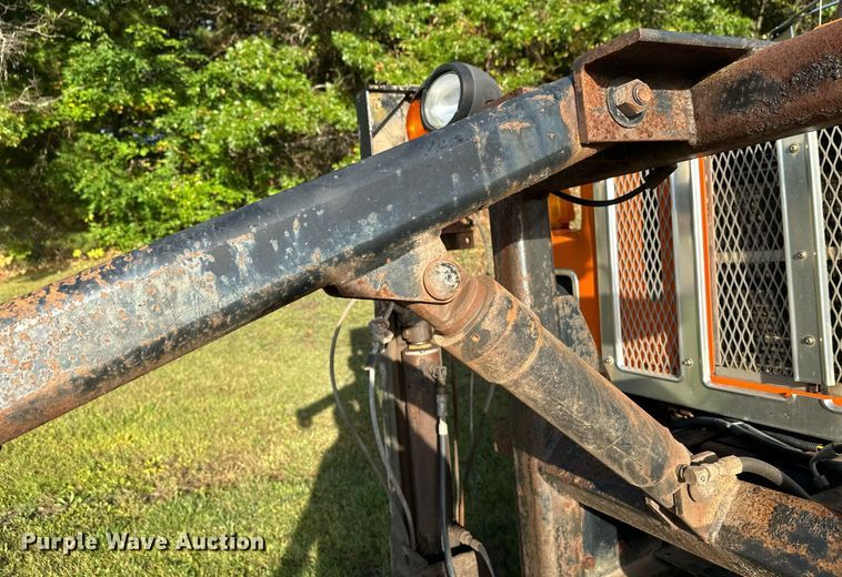 image for item DT6404 1999 International 2554 dump truck