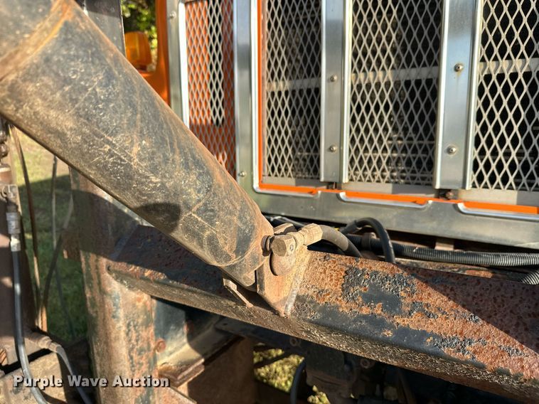 image for item DT6404 1999 International 2554 dump truck