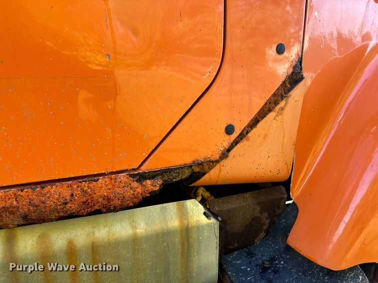 image for item DT6404 1999 International 2554 dump truck