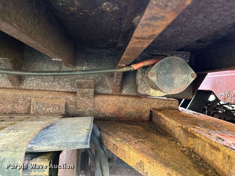 image for item DT6404 1999 International 2554 dump truck