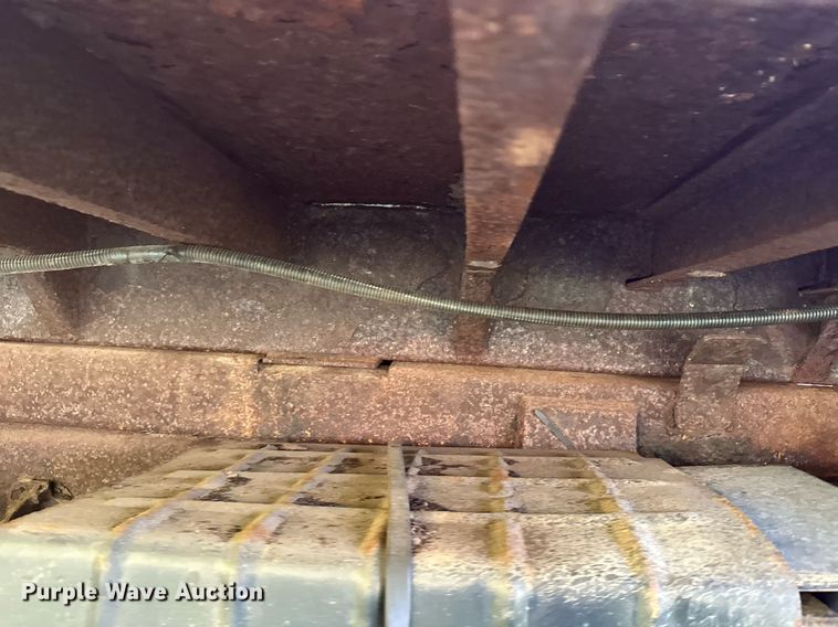 image for item DT6404 1999 International 2554 dump truck