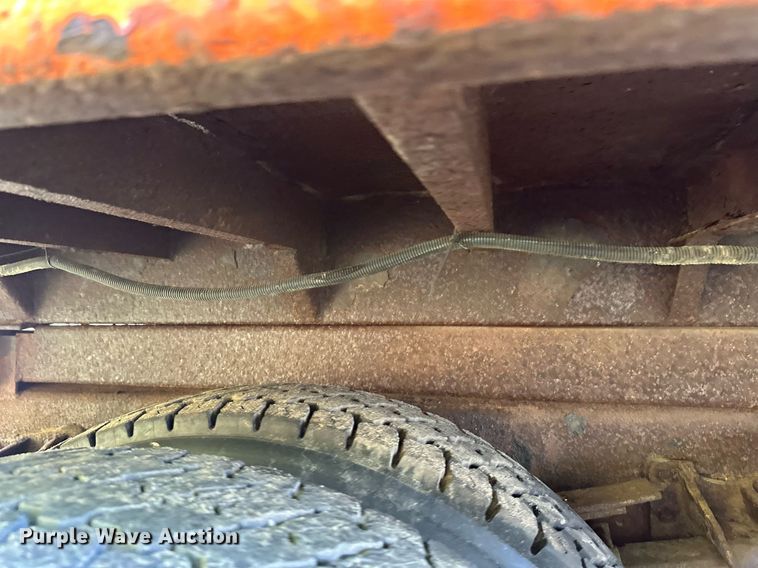 image for item DT6404 1999 International 2554 dump truck