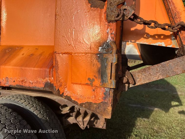 image for item DT6404 1999 International 2554 dump truck