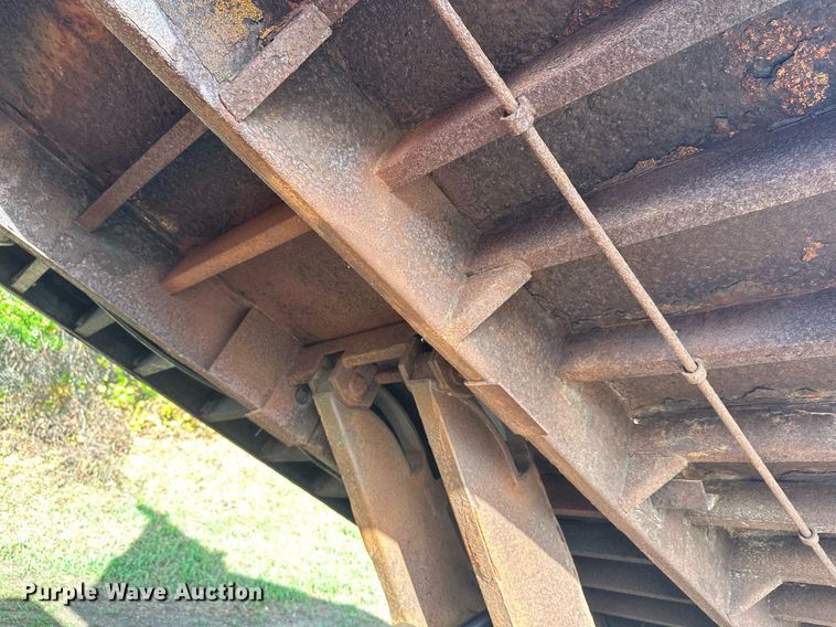 image for item DT6404 1999 International 2554 dump truck