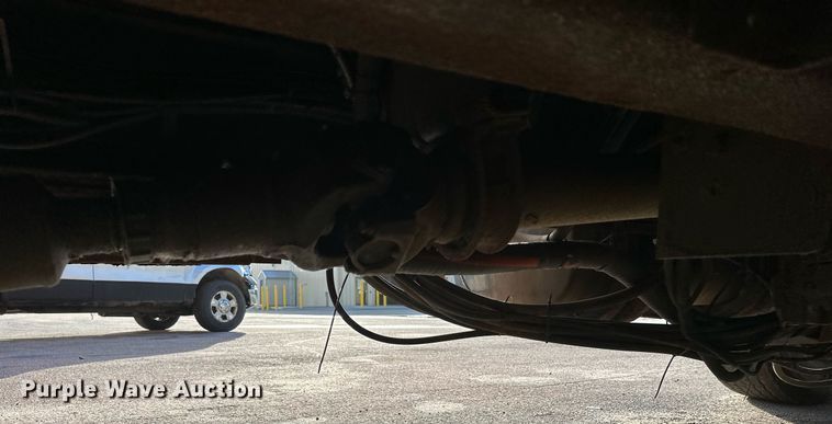 image for item DT6404 1999 International 2554 dump truck