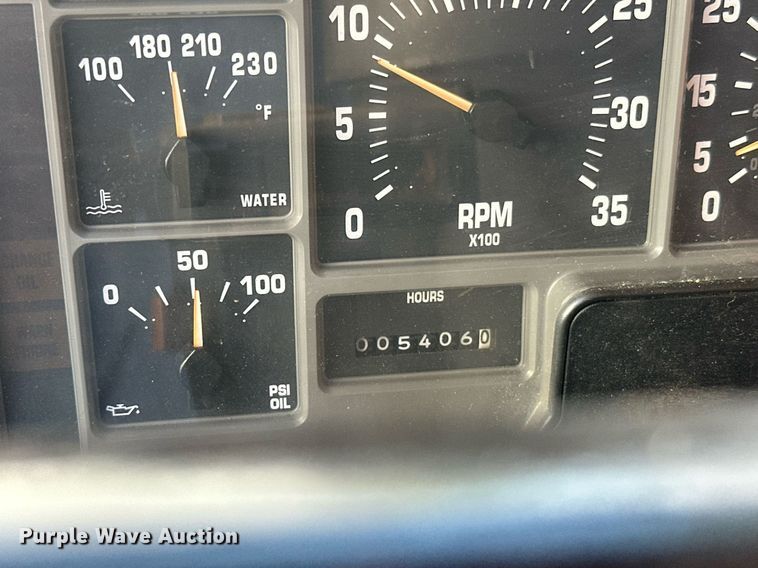 image for item DT6404 1999 International 2554 dump truck