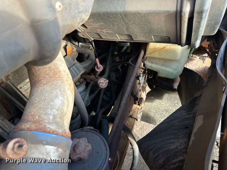 image for item DT6404 1999 International 2554 dump truck