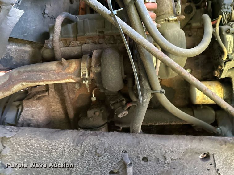 image for item DT6404 1999 International 2554 dump truck