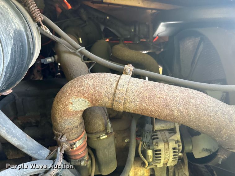 image for item DT6404 1999 International 2554 dump truck