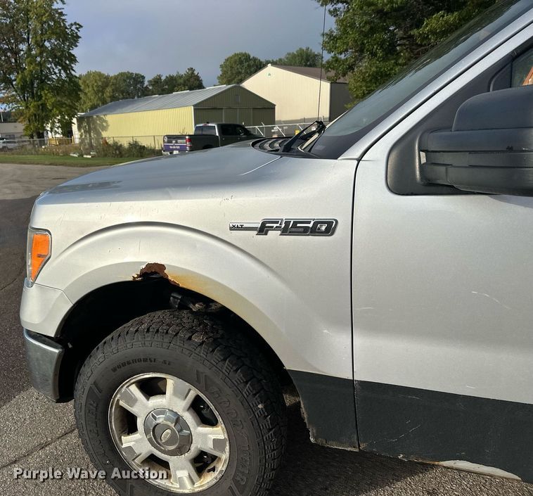 image for item DT6406 2011 Ford F150 SuperCrew pickup truck